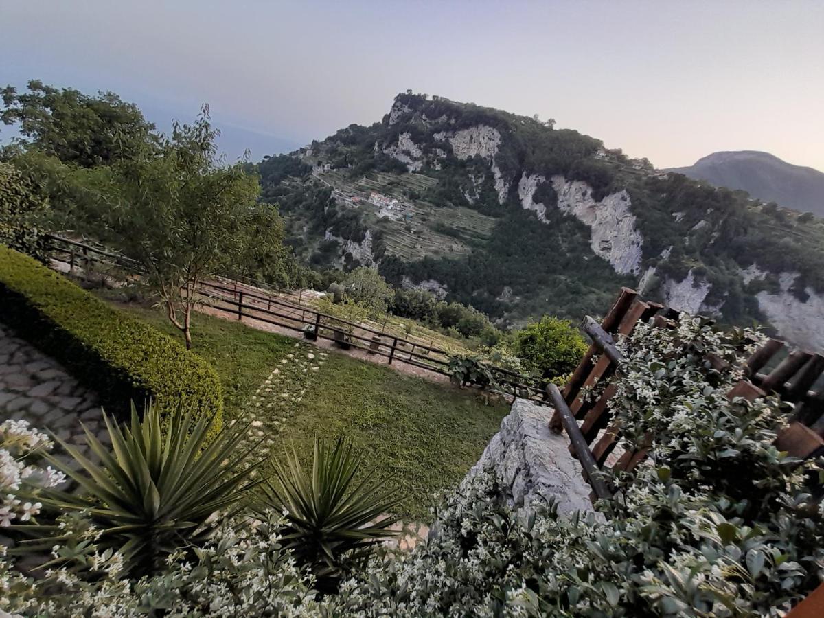 Agriturismo Orrido Di Pino Agerola Bagian luar foto