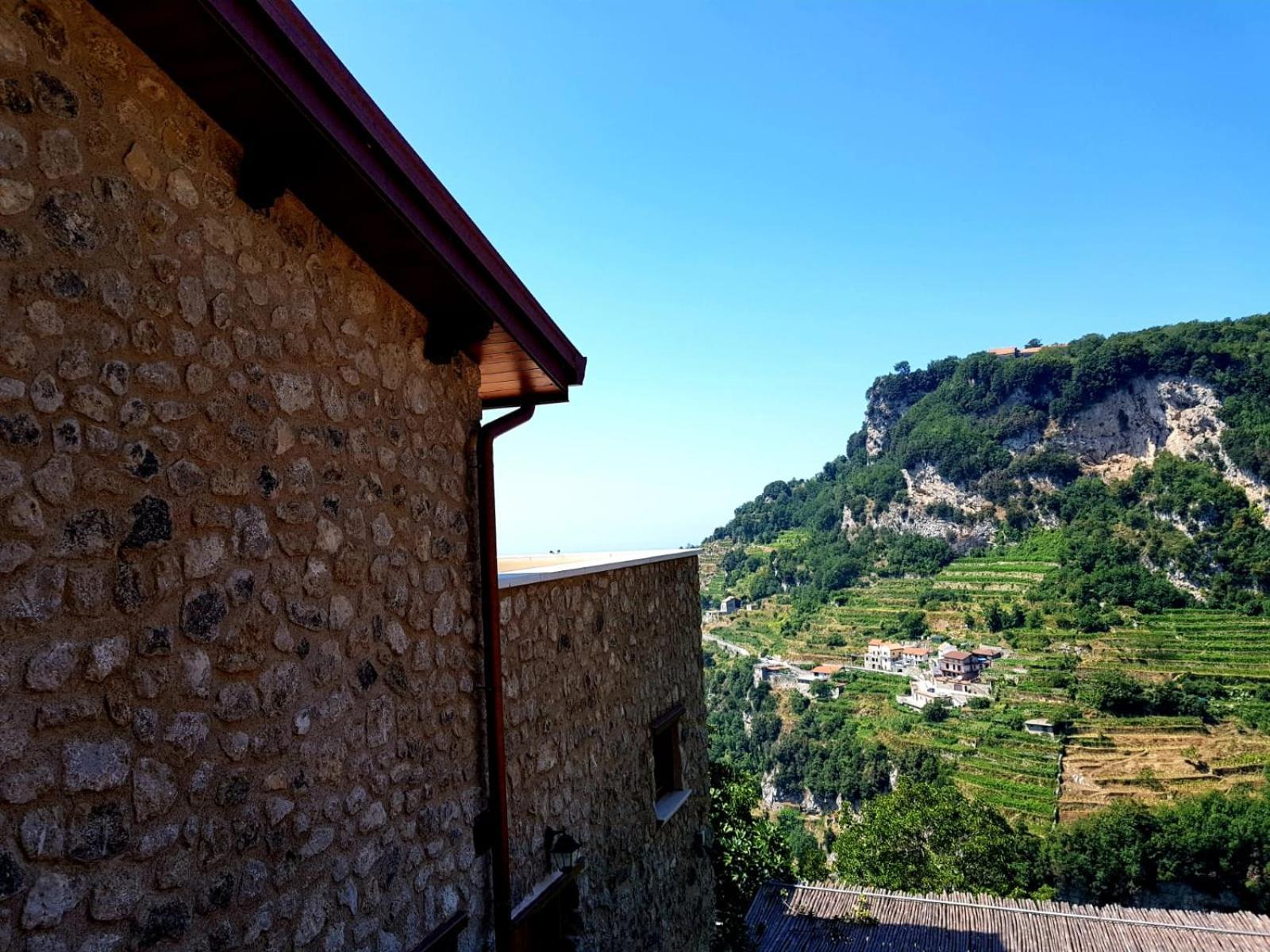Agriturismo Orrido Di Pino Agerola Bagian luar foto