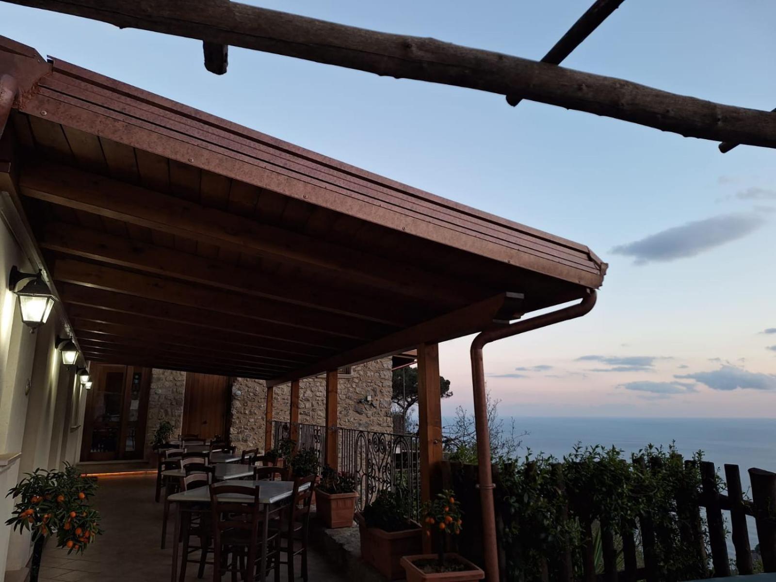 Agriturismo Orrido Di Pino Agerola Bagian luar foto