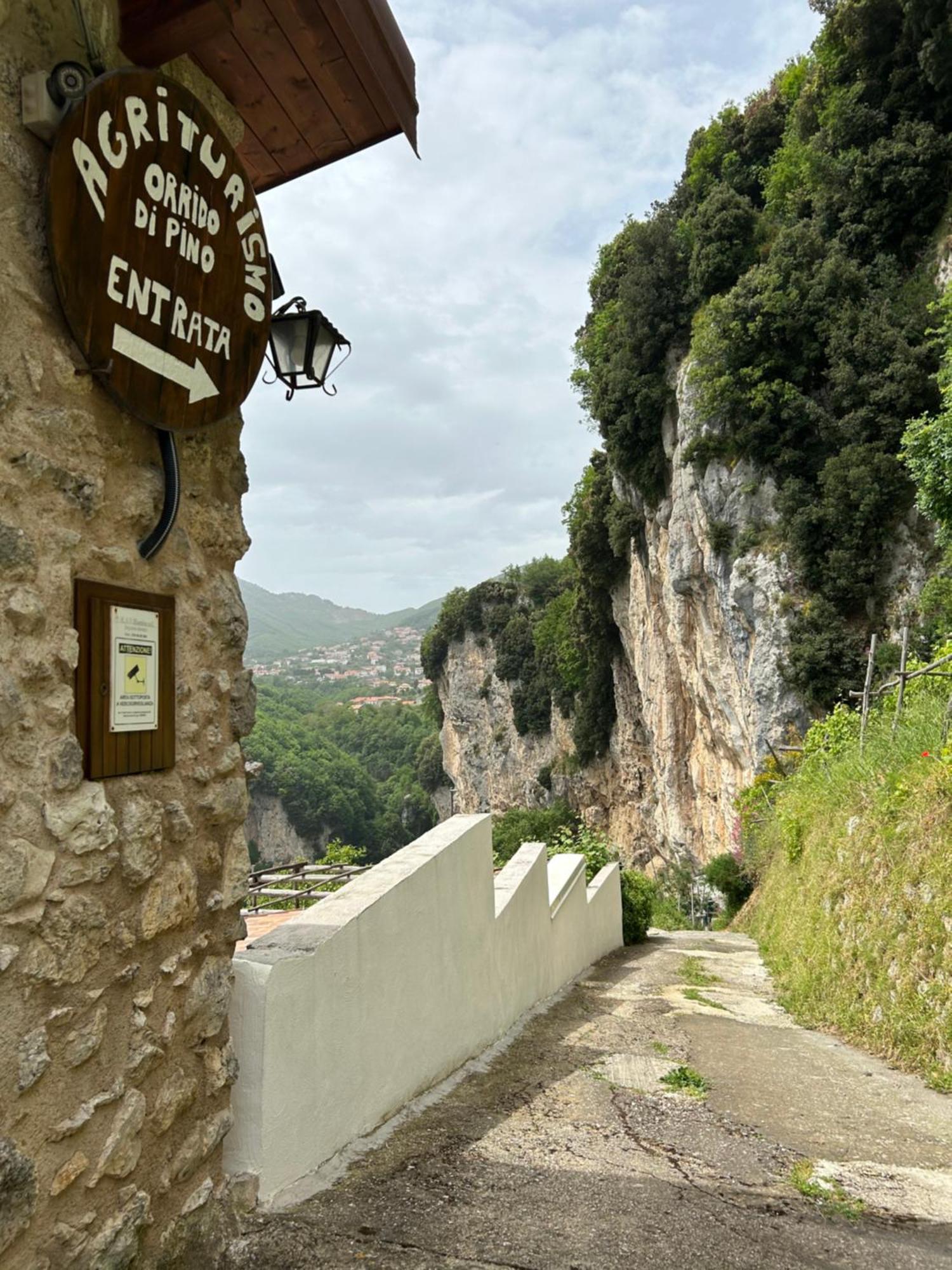Agriturismo Orrido Di Pino Agerola Bagian luar foto