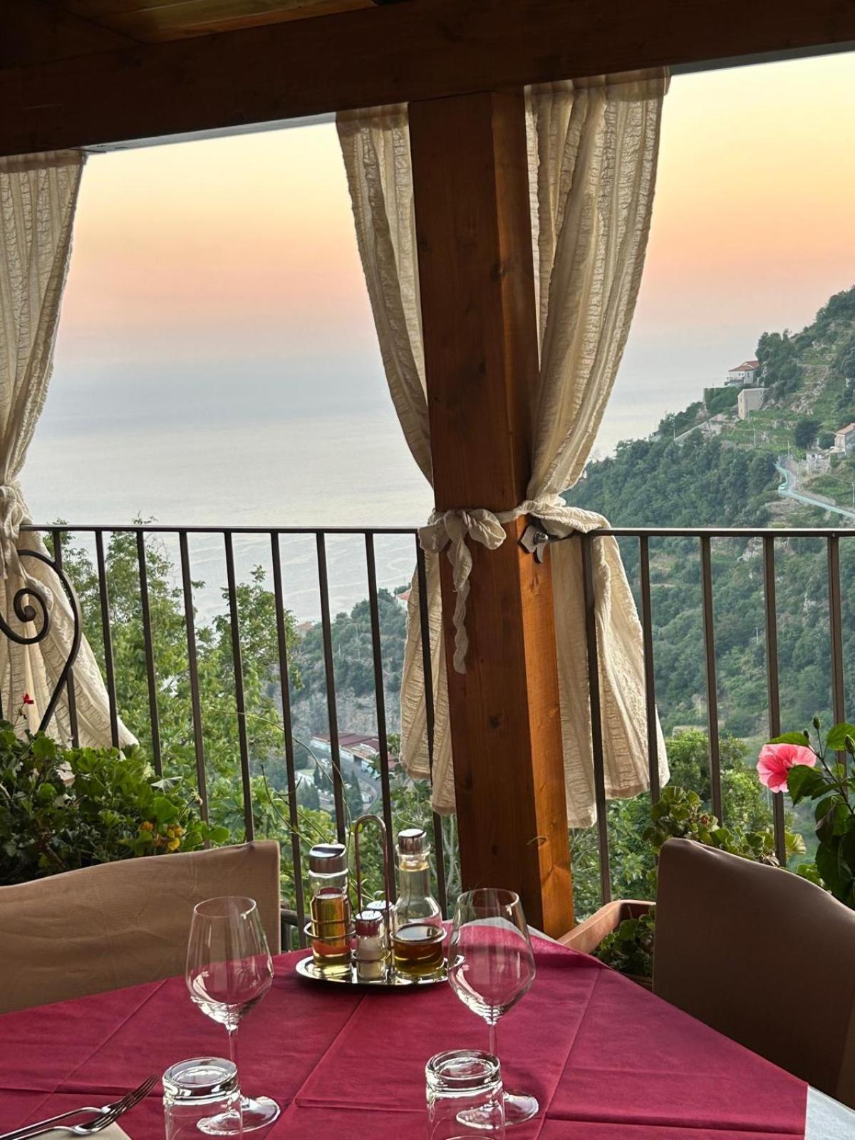 Agriturismo Orrido Di Pino Agerola Bagian luar foto
