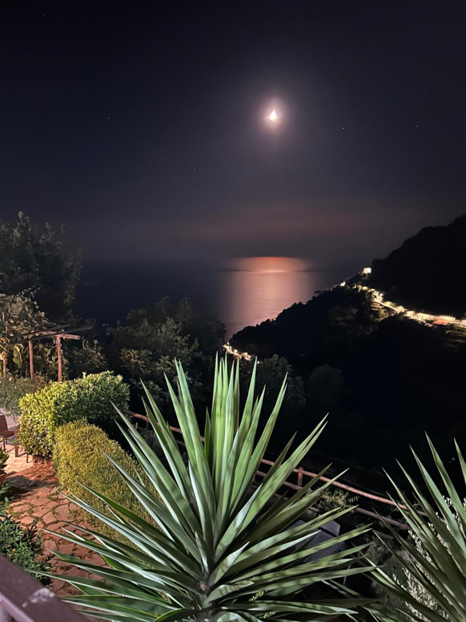 Agriturismo Orrido Di Pino Agerola Bagian luar foto